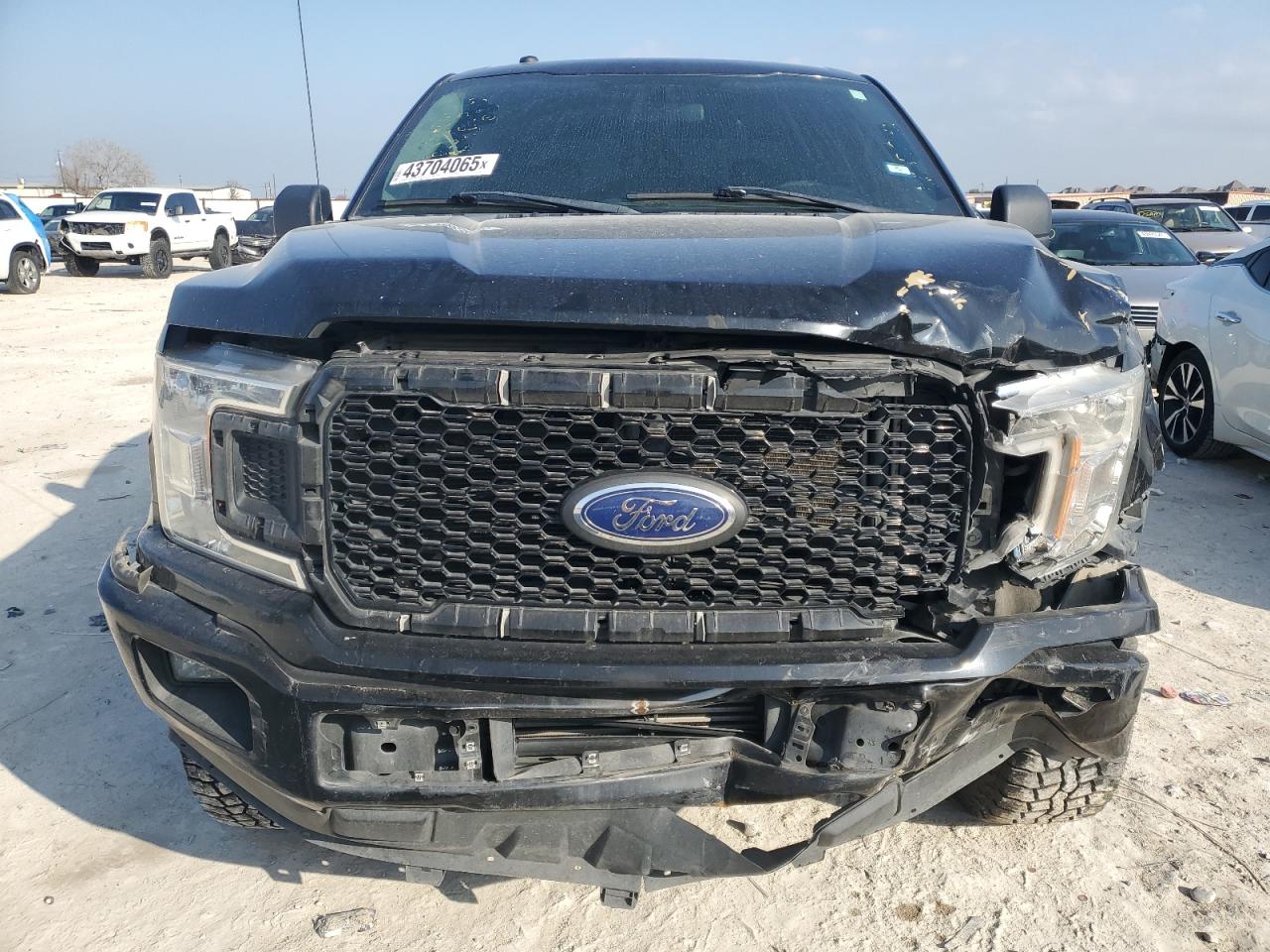 2018 Ford F-150 VIN 1FTEW1CP2JKF28342 Copart auction photo, front end damage thumbnail 5