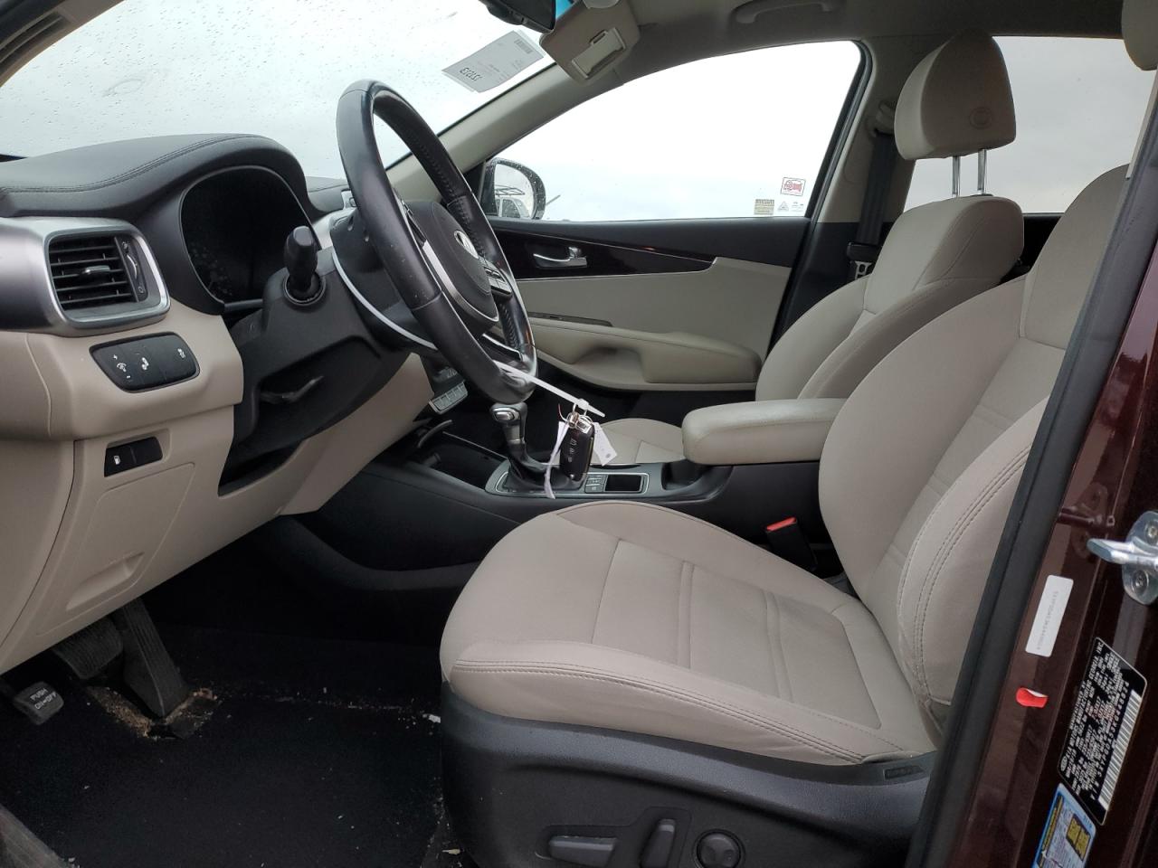 2019 KIA Sorento VIN 5XYPGDA53KG448824 Copart auction photo, side / front end damage thumbnail 7