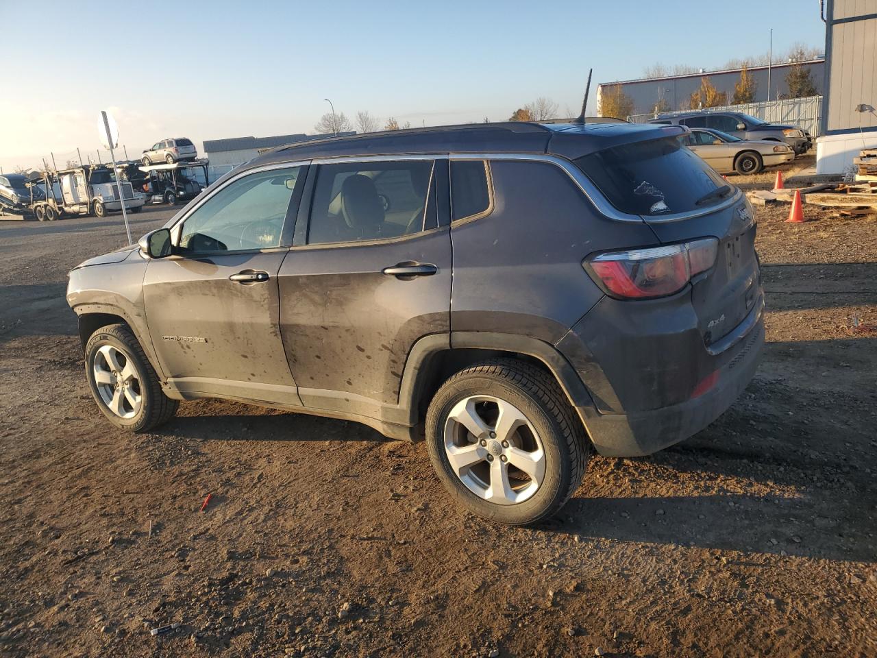2017 Jeep Compass VIN 3C4NJDBB4HT692688 Copart auction photo, front end / hail damage thumbnail 2