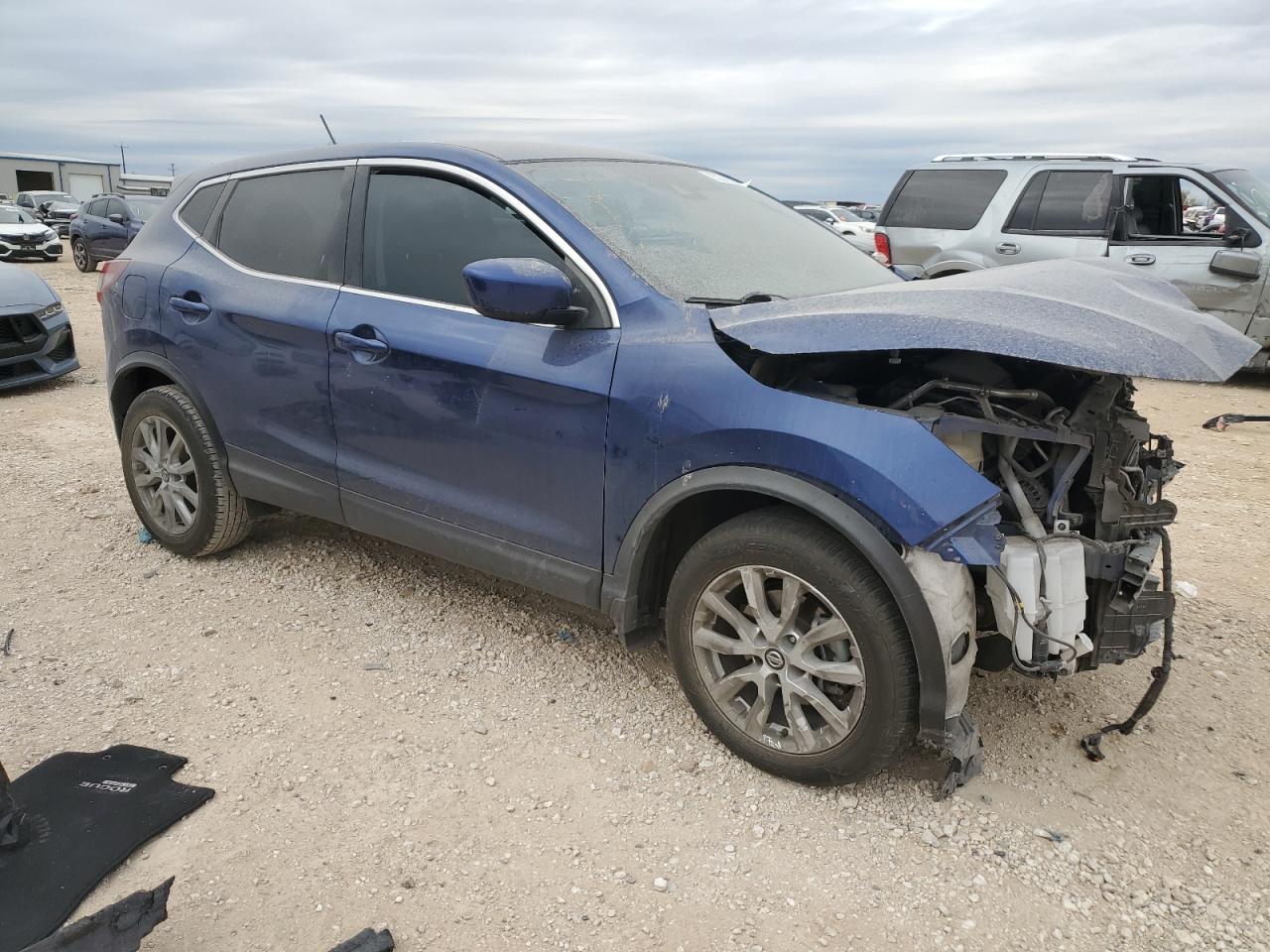 2020 Nissan Rogue VIN JN1BJ1CV0LW279084 Copart auction photo, front end damage thumbnail 4