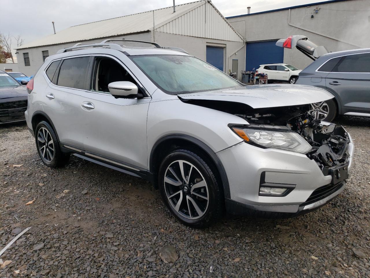2020 Nissan Rogue VIN 5N1AT2MV0LC764619 Copart auction photo, side / front end damage thumbnail 4