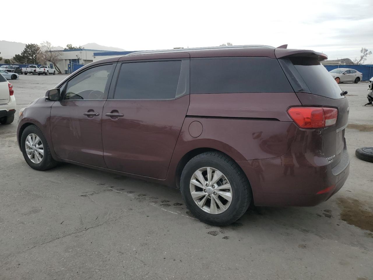 2016 KIA Sedona VIN KNDMB5C13G6150916 Copart auction photo, front end / side damage thumbnail 2