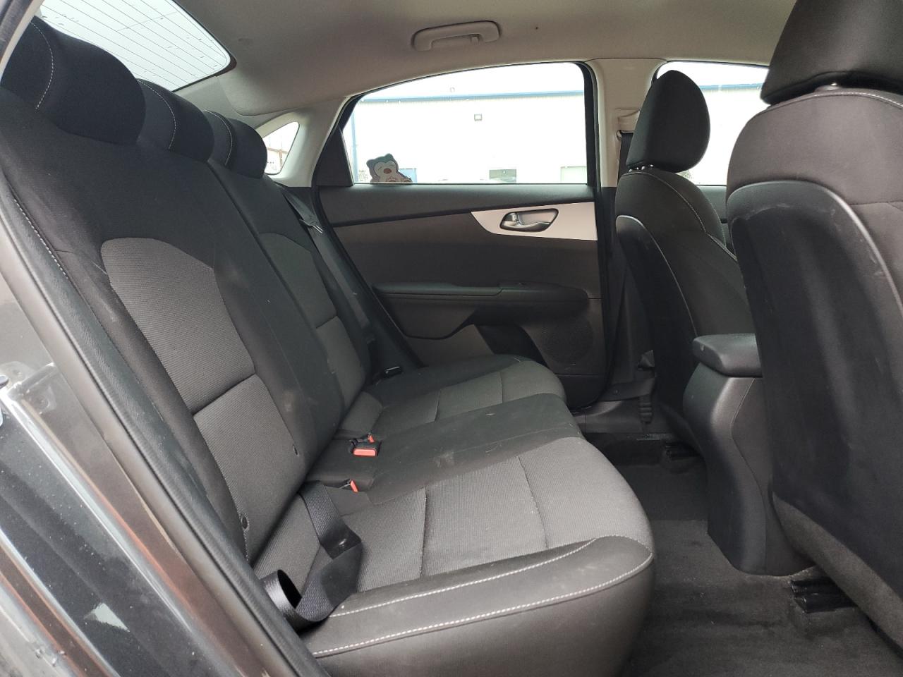 2022 KIA Forte VIN 3KPF24AD1NE463437 Copart auction photo, rear end / minor dent/scratches damage thumbnail 10
