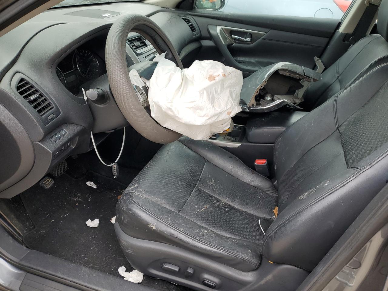 2015 Nissan Altima VIN 1N4AL3AP0FN358029 Copart auction photo, front end / minor dent/scratches damage thumbnail 7