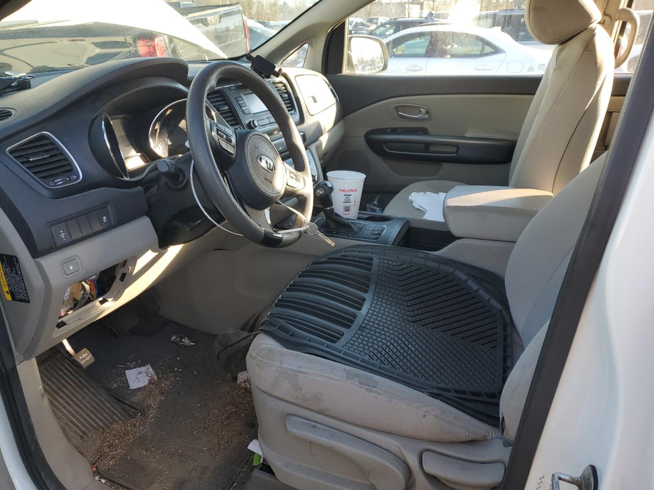 2016 KIA Sedona VIN KNDMA5C15G6150001 Copart auction photo, biohazard/chemical damage thumbnail 7