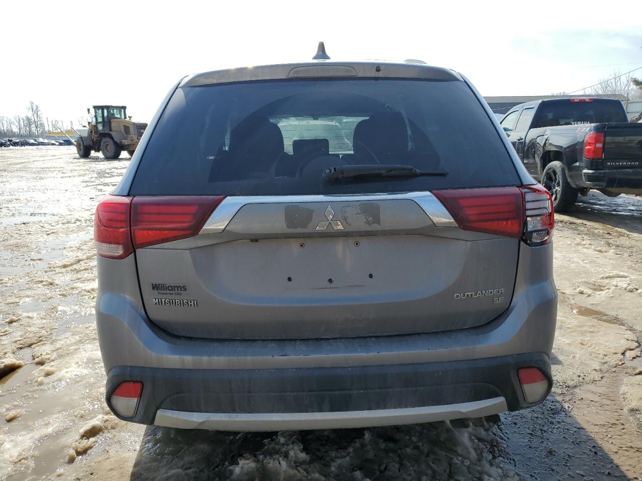 2018 Mitsubishi Outlander VIN JA4AZ3A39JZ013289 Copart auction photo, front end / side damage thumbnail 6