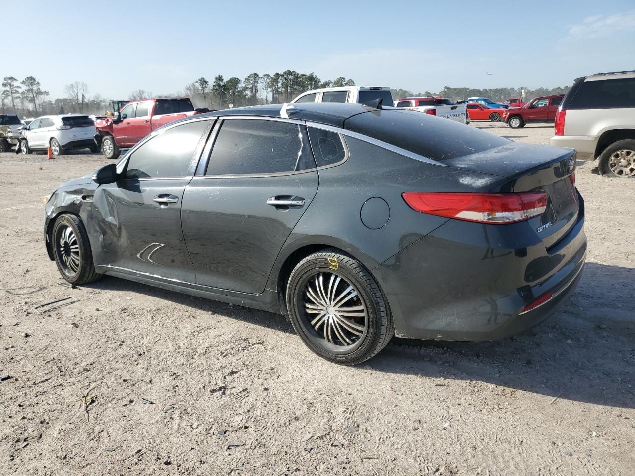 2016 KIA Optima VIN 5XXGU4L34GG004447 Copart auction photo, side / front end damage thumbnail 2
