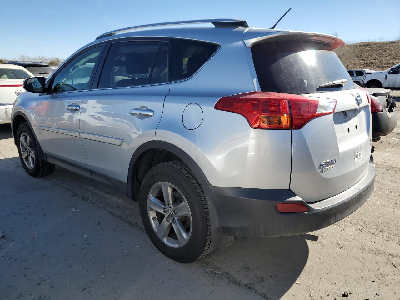 2015 Toyota RAV 4 VIN JTMRFREV5FD096675 Copart auction photo, front end damage thumbnail 2