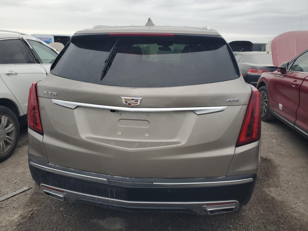 2022 Cadillac XT5 VIN 1GYKNCRS1NZ126722 Copart auction photo, water/flood damage thumbnail 6
