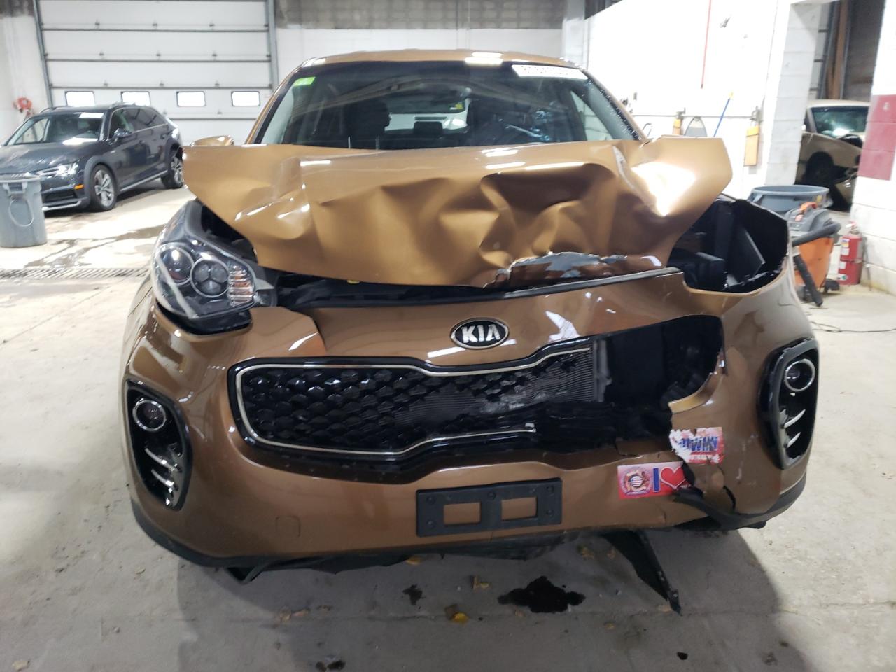 2018 KIA Sportage VIN KNDPMCAC9J7428431 Copart auction photo, front end / vandalism damage thumbnail 5