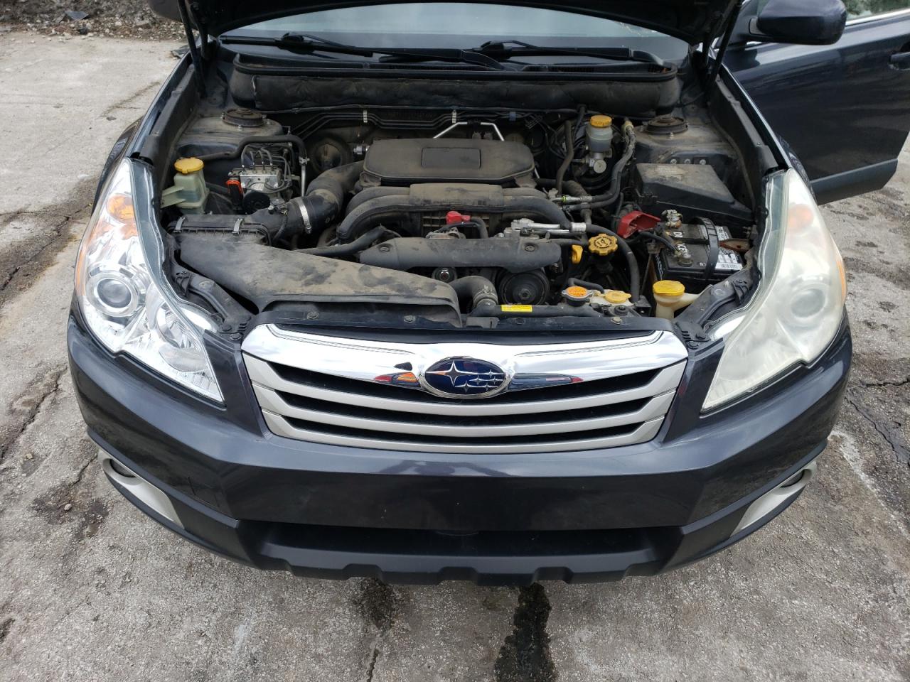 2011 Subaru Outback VIN 4S4BRBCC7B3395291 Copart auction photo, rear end damage thumbnail 12