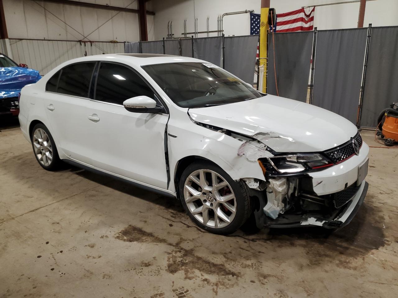 2014 Volkswagen Jetta VIN 3VW4T7AJ1EM288248 Copart auction photo, front end damage thumbnail 4