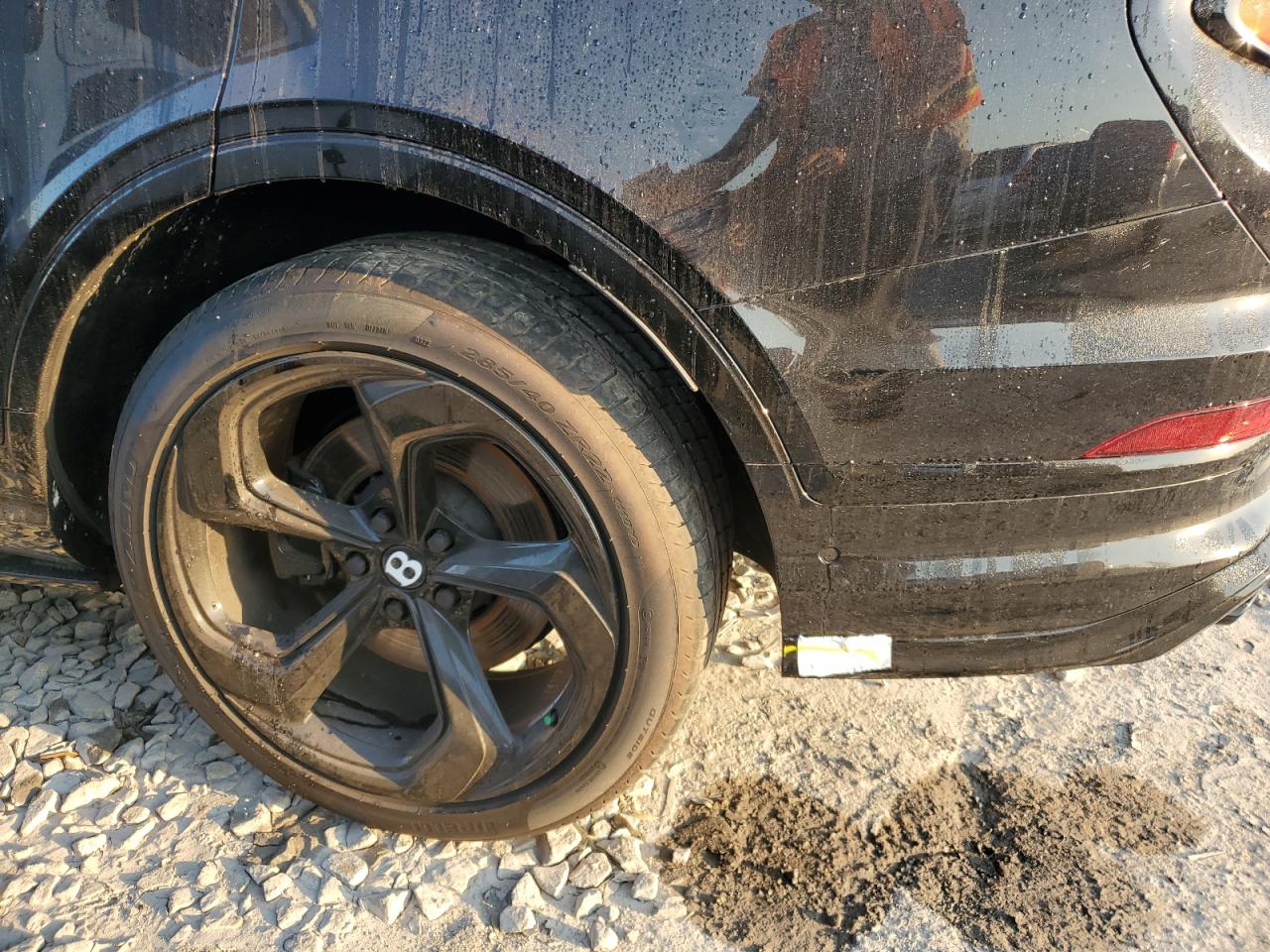 2022 Bentley Bentayga VIN SJAAM2ZV9NC013534 Copart auction photo, water/flood damage thumbnail 13