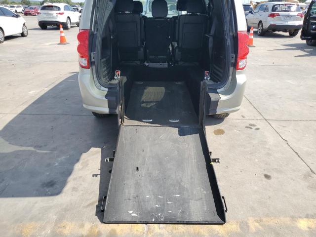 2018 Dodge Caravan VIN 2C4RDGCG5JR135222 Copart auction photo, minor dent/scratches damage thumbnail 13