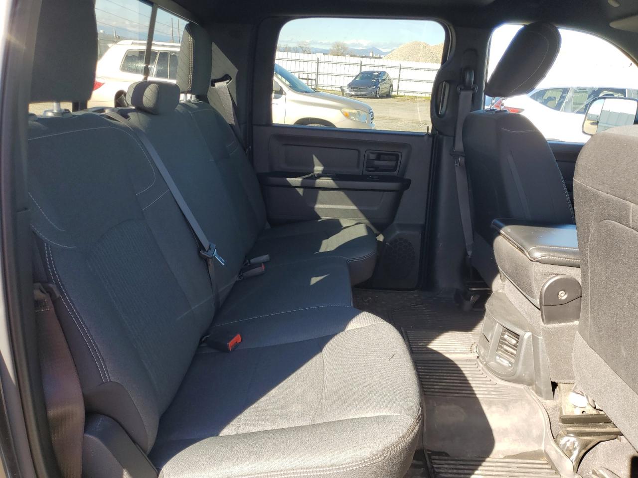 2021 RAM 2500 VIN 3C6UR5CL4MG675319 Copart auction photo, undercarriage / side damage thumbnail 11