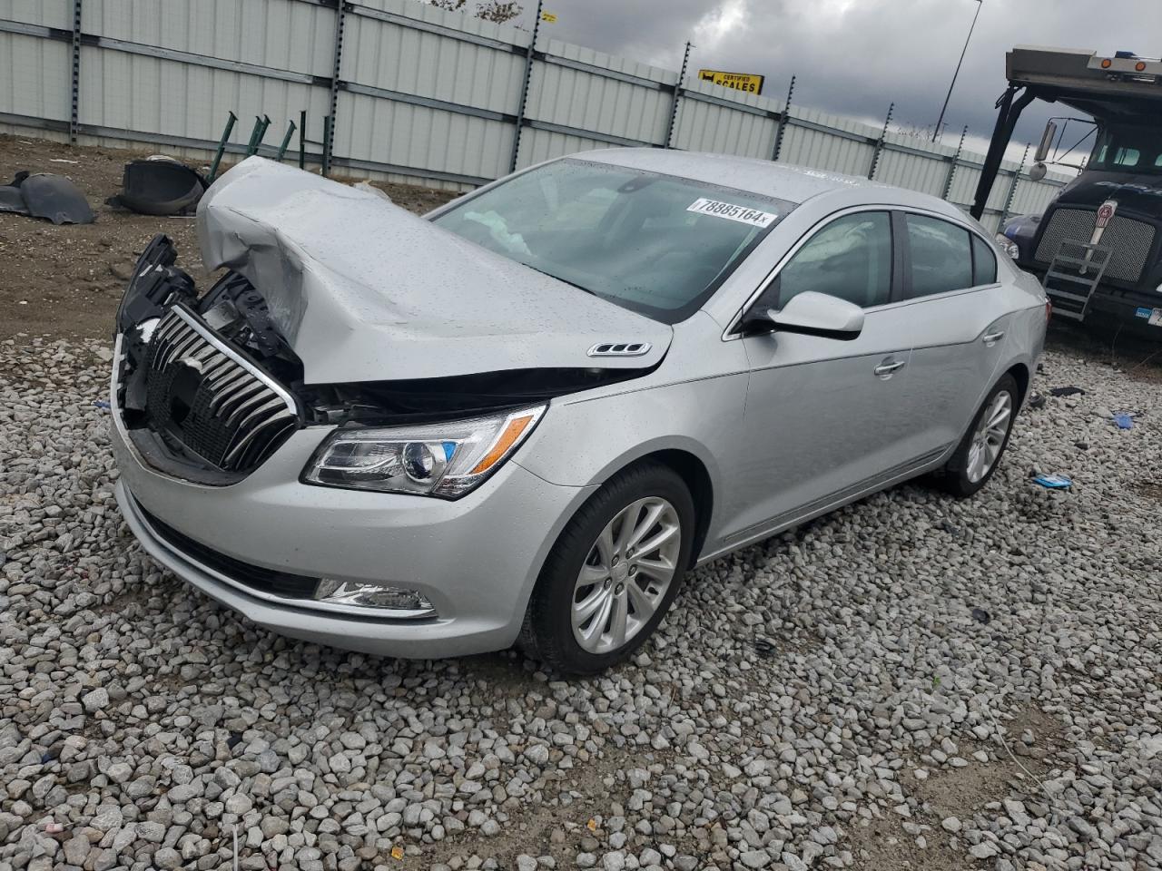 2015 Buick LaCrosse VIN 1G4GA5G37FF153579