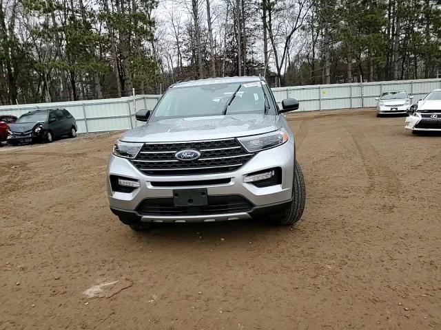 2023 Ford Explorer VIN 1FMSK8DH7PGB78714 Copart auction photo, stripped / rear end damage thumbnail 11