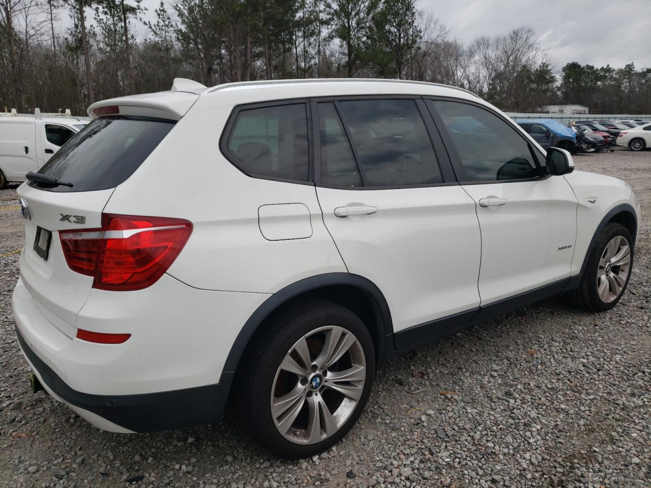 2015 BMW X3 VIN 5UXWX9C59F0D45667 Copart auction photo, minor dent/scratches damage thumbnail 3