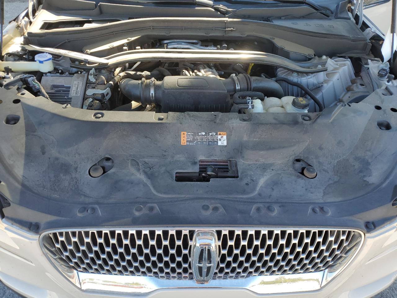 2021 Lincoln Aviator VIN 5LM5J7WC8MGL19052 Copart auction photo, side damage thumbnail 12