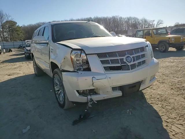 2012 Cadillac Escalade VIN 1GYS4JEF4CR157038 Copart auction photo, front end / minor dent/scratches damage thumbnail 11