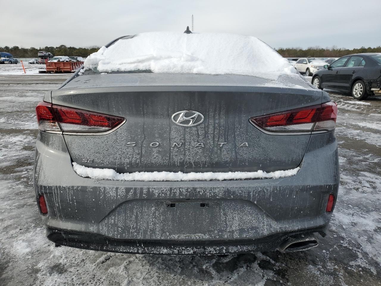 2019 Hyundai Sonata VIN 5NPE24AF6KH809437 Copart auction photo, front end / minor dent/scratches damage thumbnail 6
