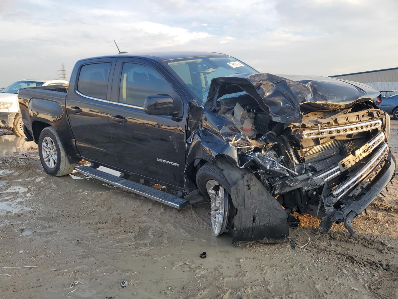2020 GMC Canyon VIN 1GTG5CEN2L1165889 Copart auction photo, front end damage thumbnail 4
