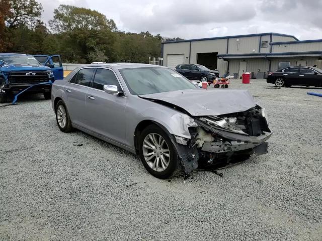 2016 Chrysler 300 VIN 2C3CCAEGXGH328634 Copart auction photo, front end / undercarriage damage thumbnail 11