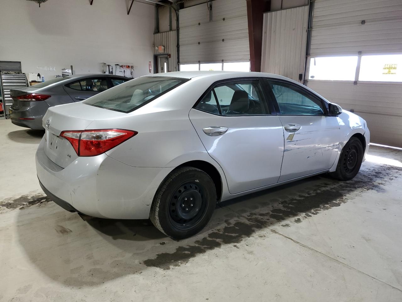 2016 Toyota Corolla VIN 5YFBURHE5GP554412 Copart auction photo, side / front end damage thumbnail 3