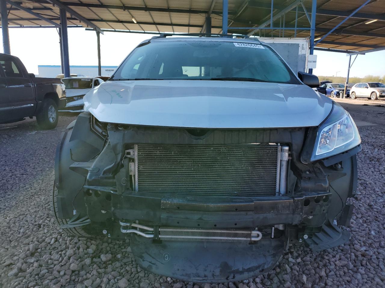 2017 Chevrolet Traverse VIN 1GNKRFEDXHJ139904 Copart auction photo, front end / side damage thumbnail 5