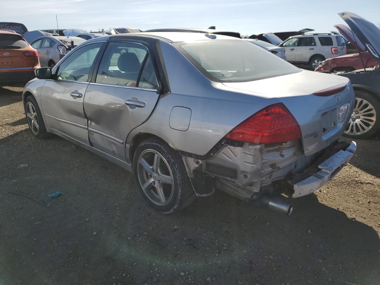 2007 Honda Accord VIN 1HGCM66537A052686 Copart auction photo, rear end / side damage thumbnail 2