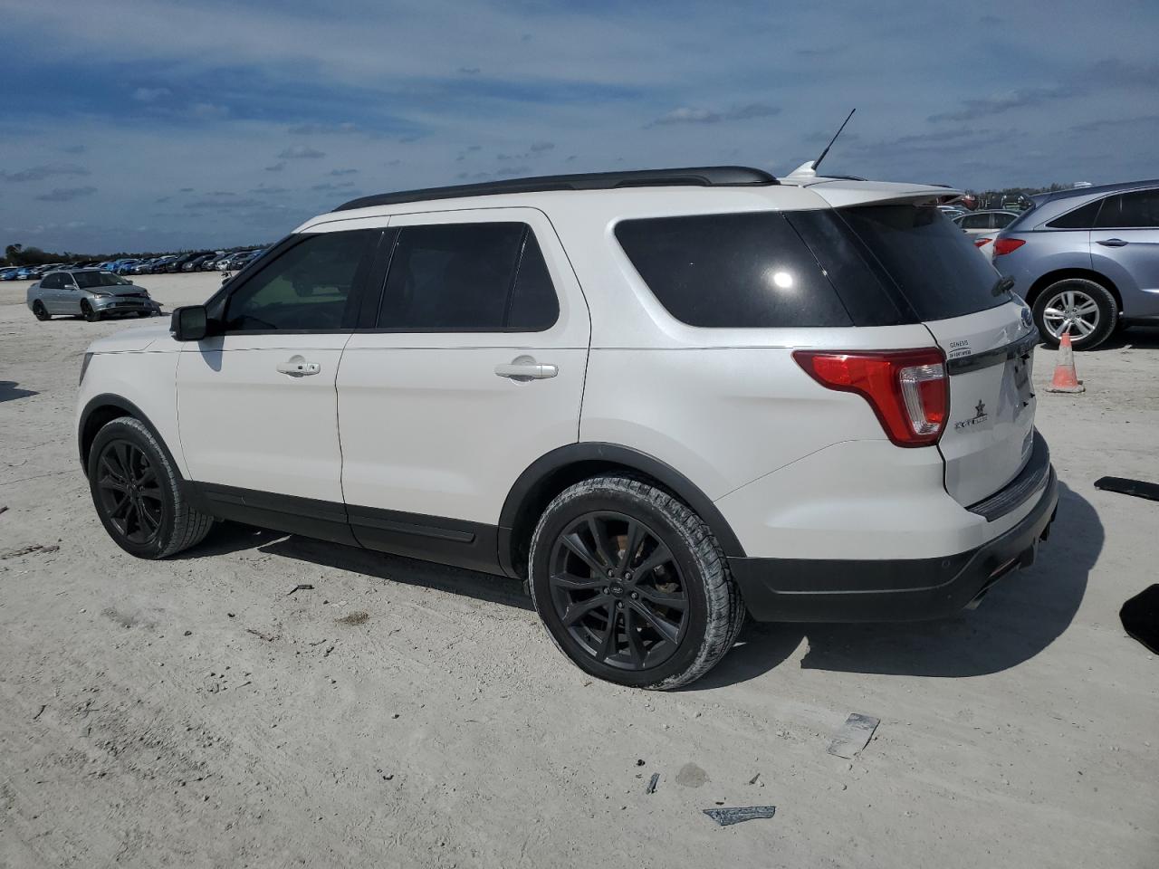 2018 Ford Explorer VIN 1FM5K7D89JGC23456 Copart auction photo, rear end / undercarriage damage thumbnail 2