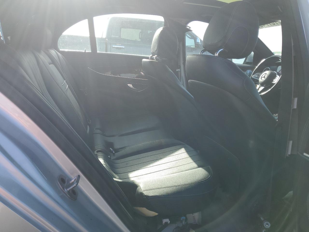 2019 Mercedes-Benz E-klasse VIN WDDZF4JB5KA513907 Copart auction photo, water/flood damage thumbnail 10
