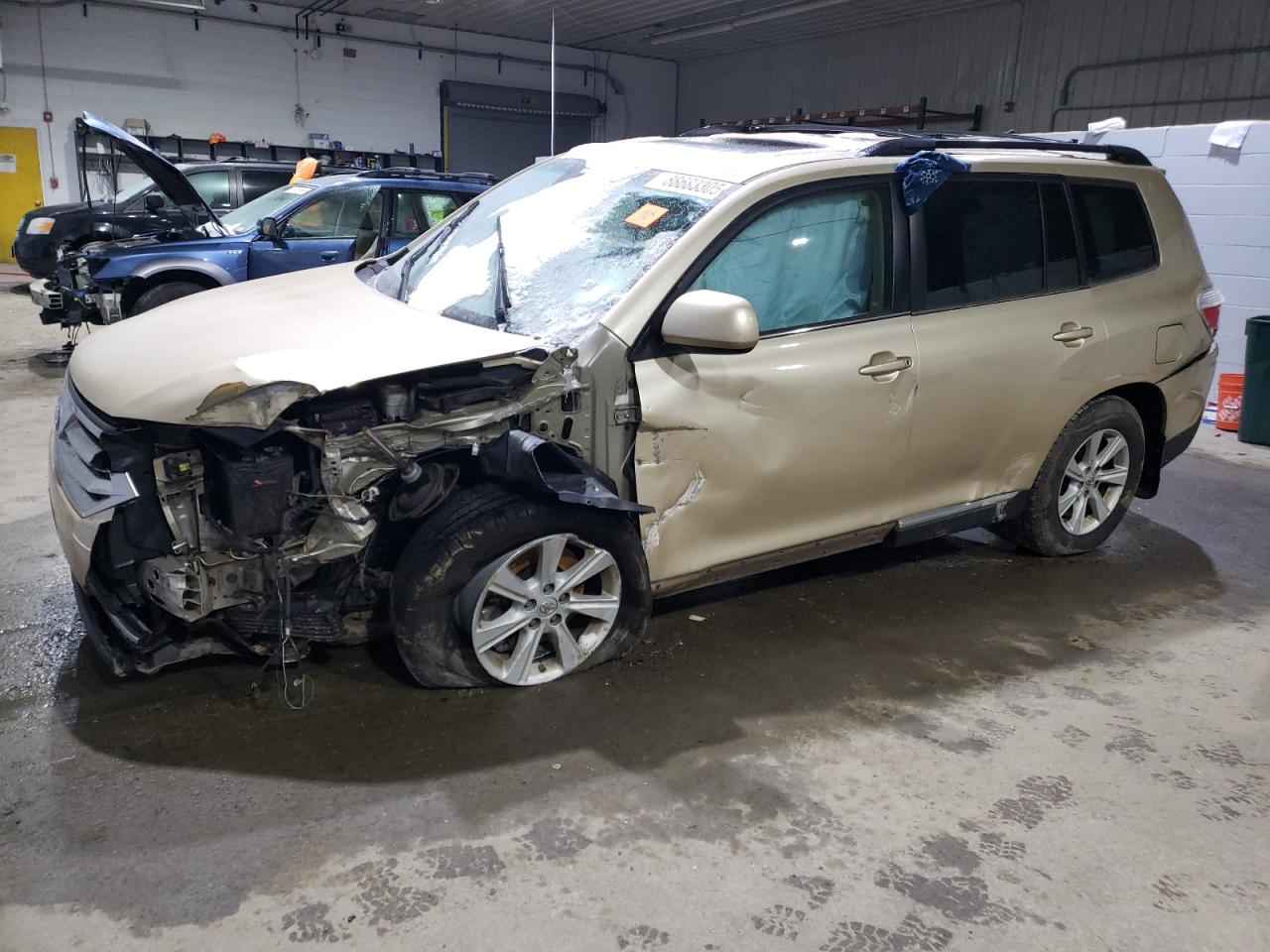 2013 Toyota Highlander VIN 5TDBK3EH1DS242219