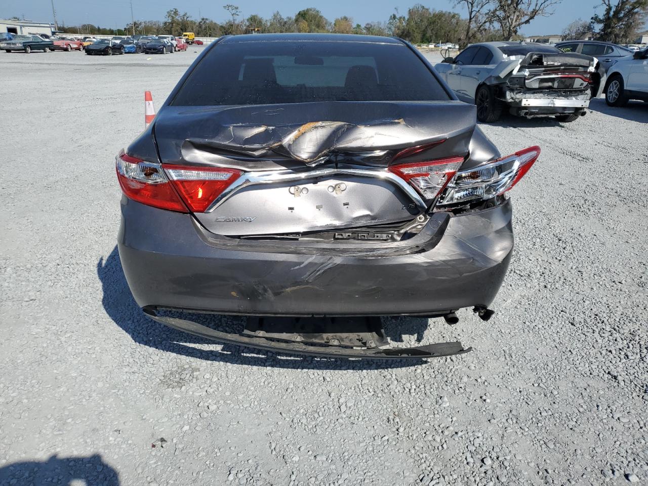 2015 Toyota Camry VIN 4T1BF1FK1FU994368 Copart auction photo, rear end damage thumbnail 6