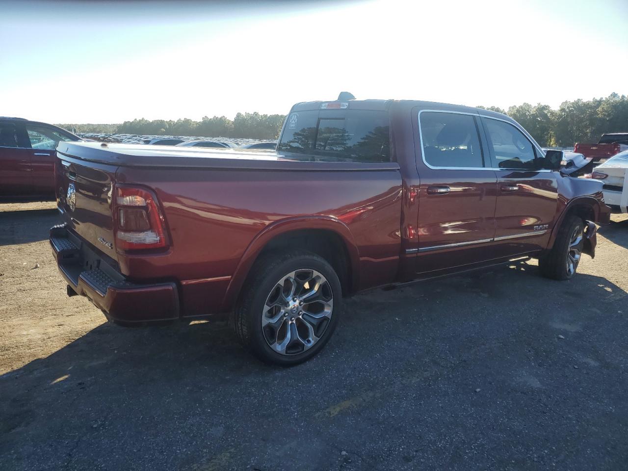 2019 RAM 1500 VIN 1C6SRFPT8KN525886 Copart auction photo, front end damage thumbnail 3