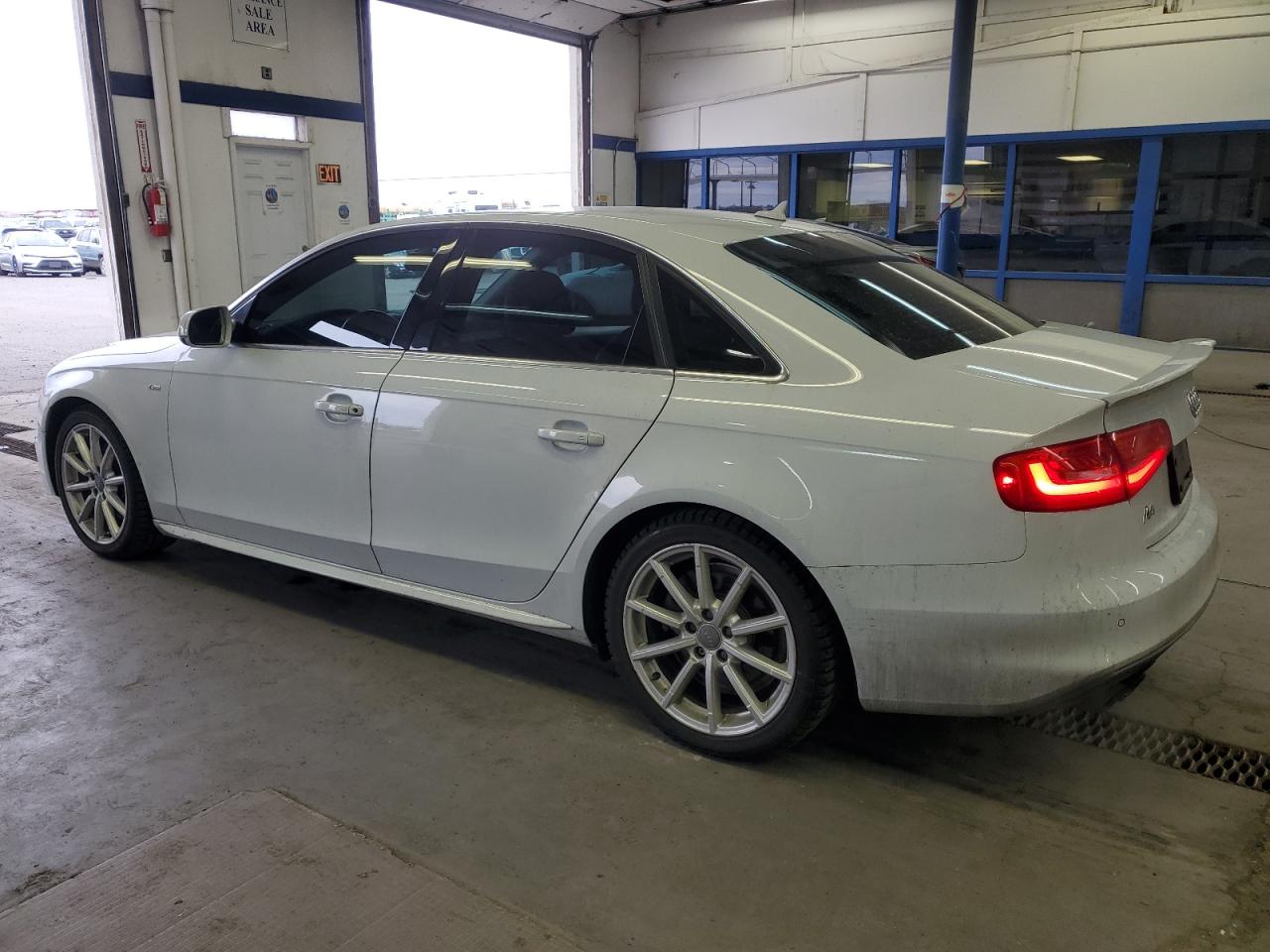 2015 Audi A4 VIN WAUFFAFL9FN027268 Copart auction photo, front end / side damage thumbnail 2