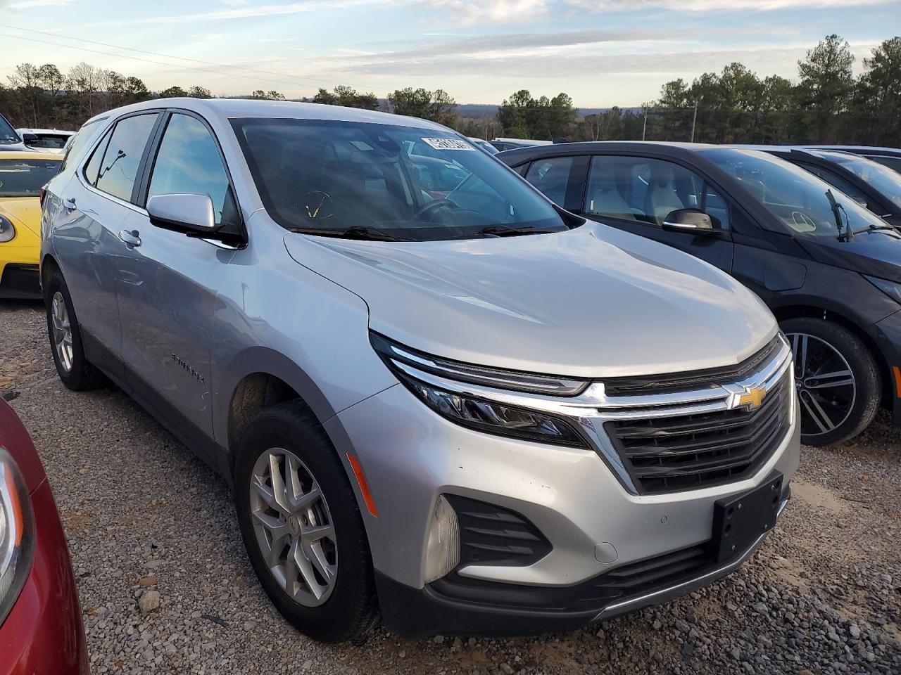 2022 Chevrolet Equinox VIN 2GNAXJEV3N6133805 Copart auction photo, rear end damage thumbnail 4