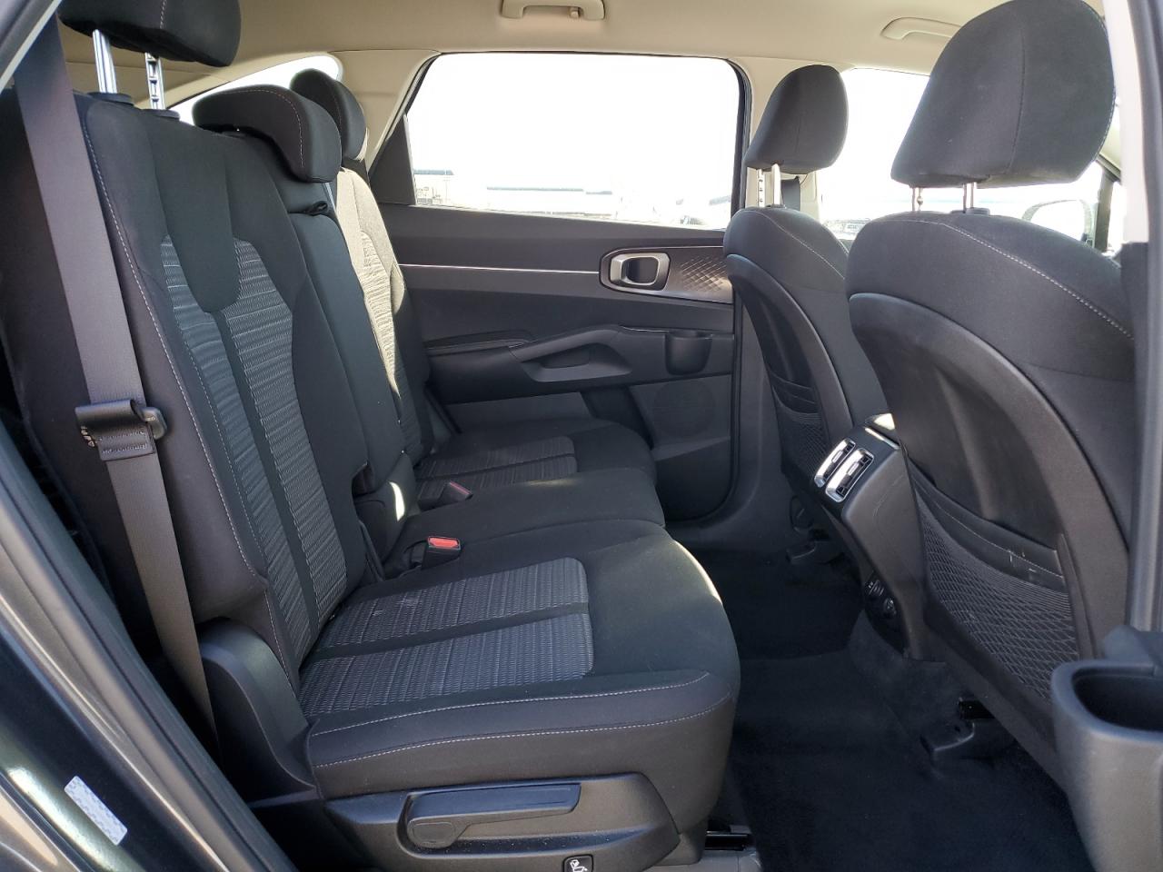 2021 KIA Sorento VIN 5XYRG4LC0MG055709 Copart auction photo, minor dent/scratches damage thumbnail 11