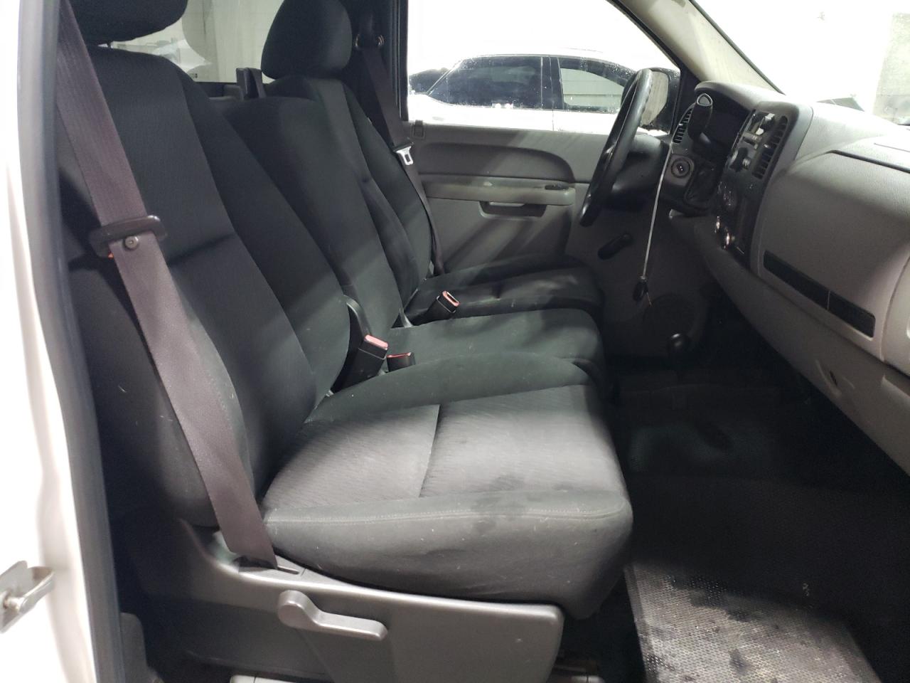 2010 Chevrolet Silverado VIN 1GCPKPE05AZ245352 Copart auction photo, mechanical / minor dent/scratches damage thumbnail 10