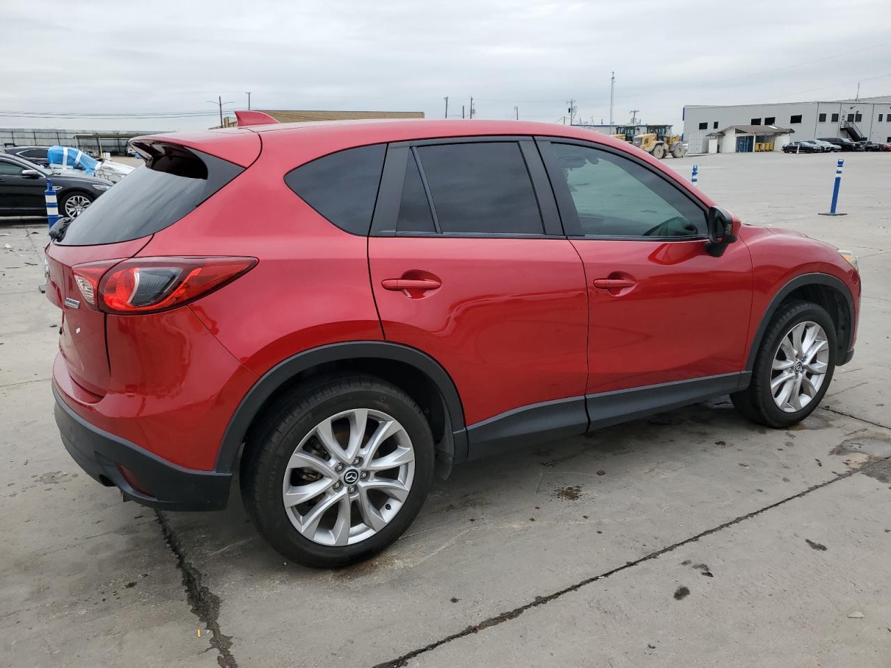 2015 Mazda CX-5 VIN JM3KE2DY7F0441856 Copart auction photo, side / rear end damage thumbnail 3