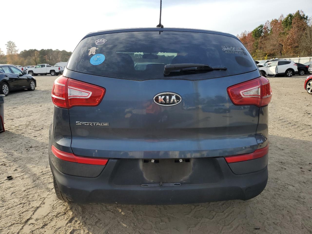 2012 KIA Sportage VIN KNDPB3A21C7316948 Copart auction photo, front end / minor dent/scratches damage thumbnail 6