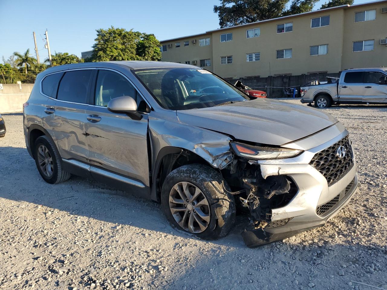 2020 Hyundai Santa Fe VIN 5NMS23ADXLH223091 Copart auction photo, all over damage thumbnail 4