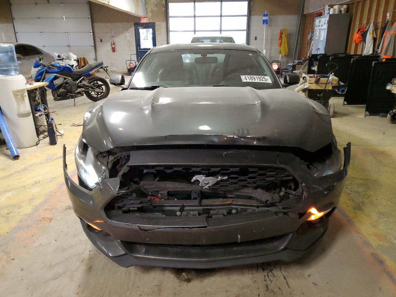 2016 Ford Mustang VIN 1FA6P8TH2G5294915 Copart auction photo, front end / minor dent/scratches damage thumbnail 5