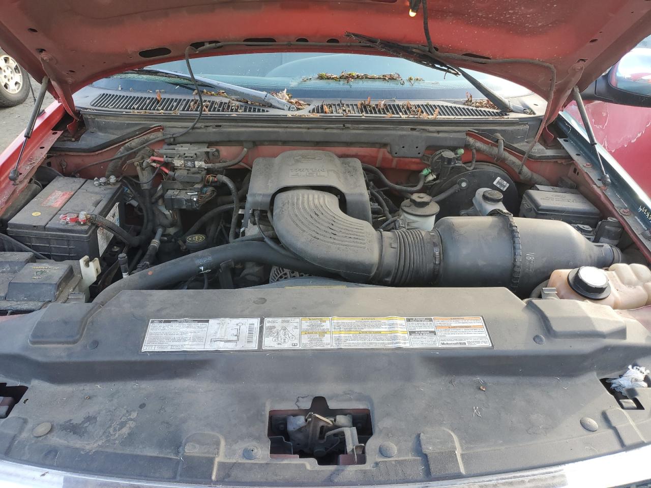 1998 Ford F-150 VIN 2FTZF07W7WCA82990 Copart auction photo, front end damage thumbnail 11