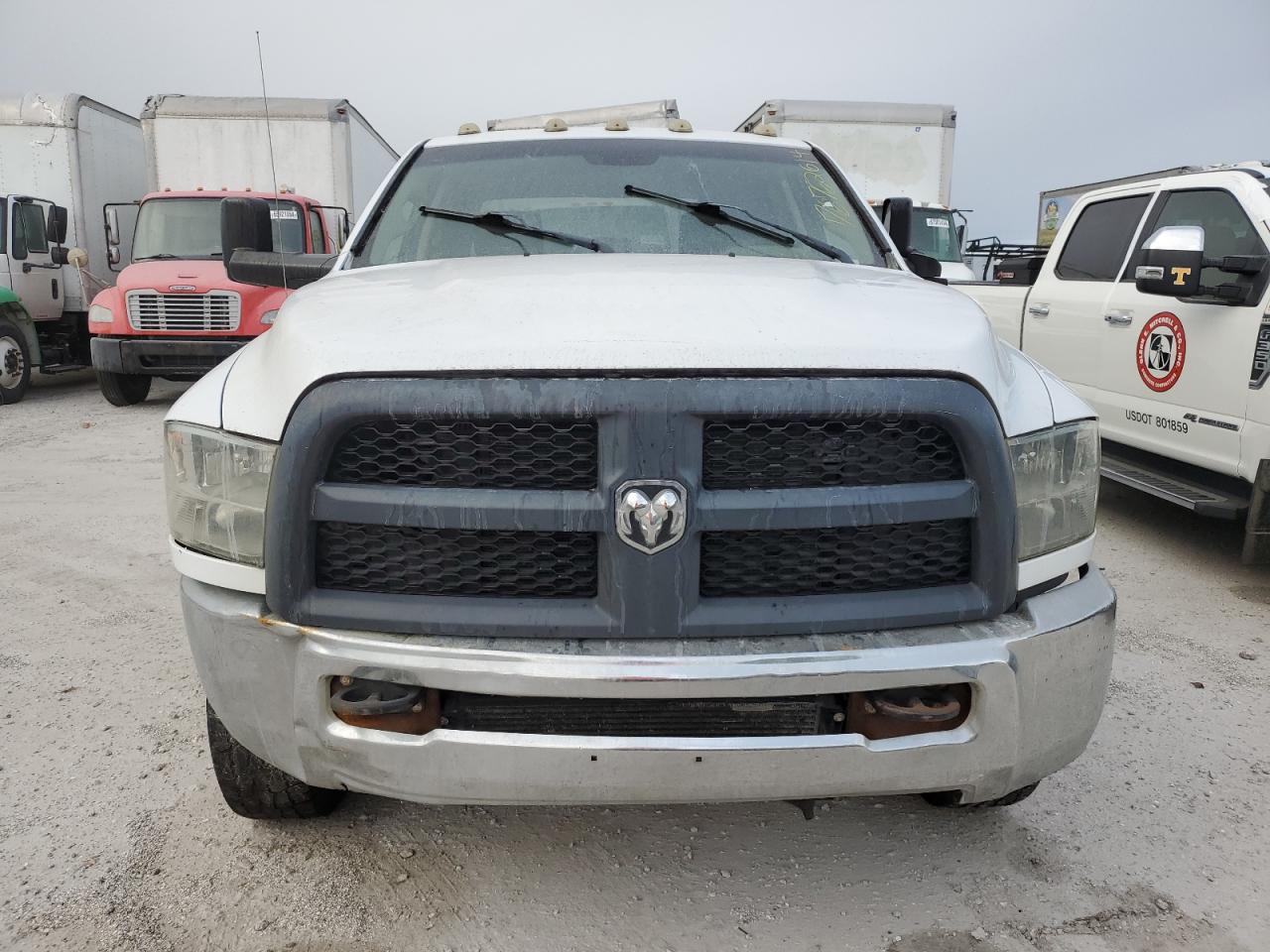 2015 RAM 3500 VIN 3C7WRTCL8FG526472 Copart auction photo, water/flood damage thumbnail 5