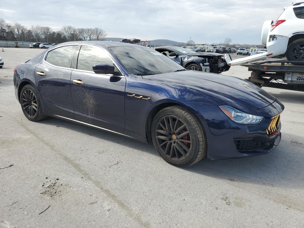2018 Maserati Ghibli VIN ZAM57XSA3J1286689 Copart auction photo, minor dent/scratches damage thumbnail 4