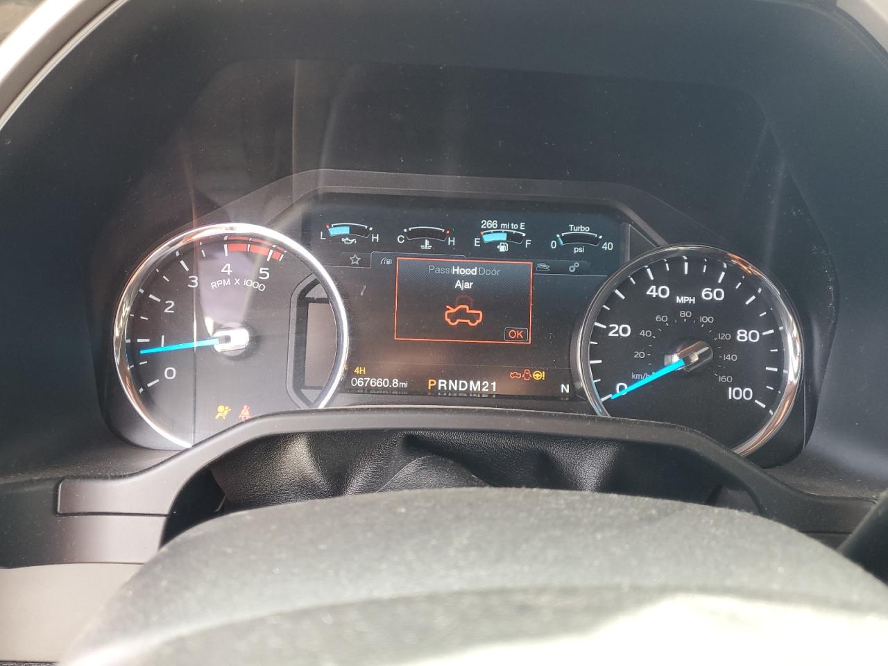 2017 Ford F250 VIN 1FT7W2BT4HEC63929 Copart auction photo, front end / minor dent/scratches damage thumbnail 9