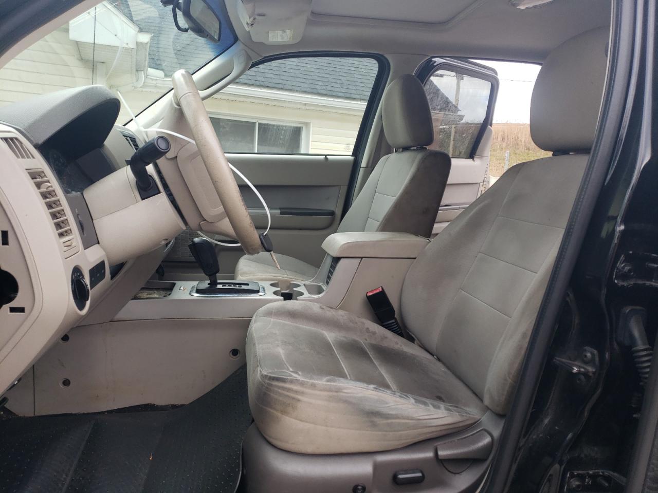 2012 Ford Escape VIN 1FMCU9D79CKB00924 Copart auction photo, normal wear / minor dent/scratches damage thumbnail 7