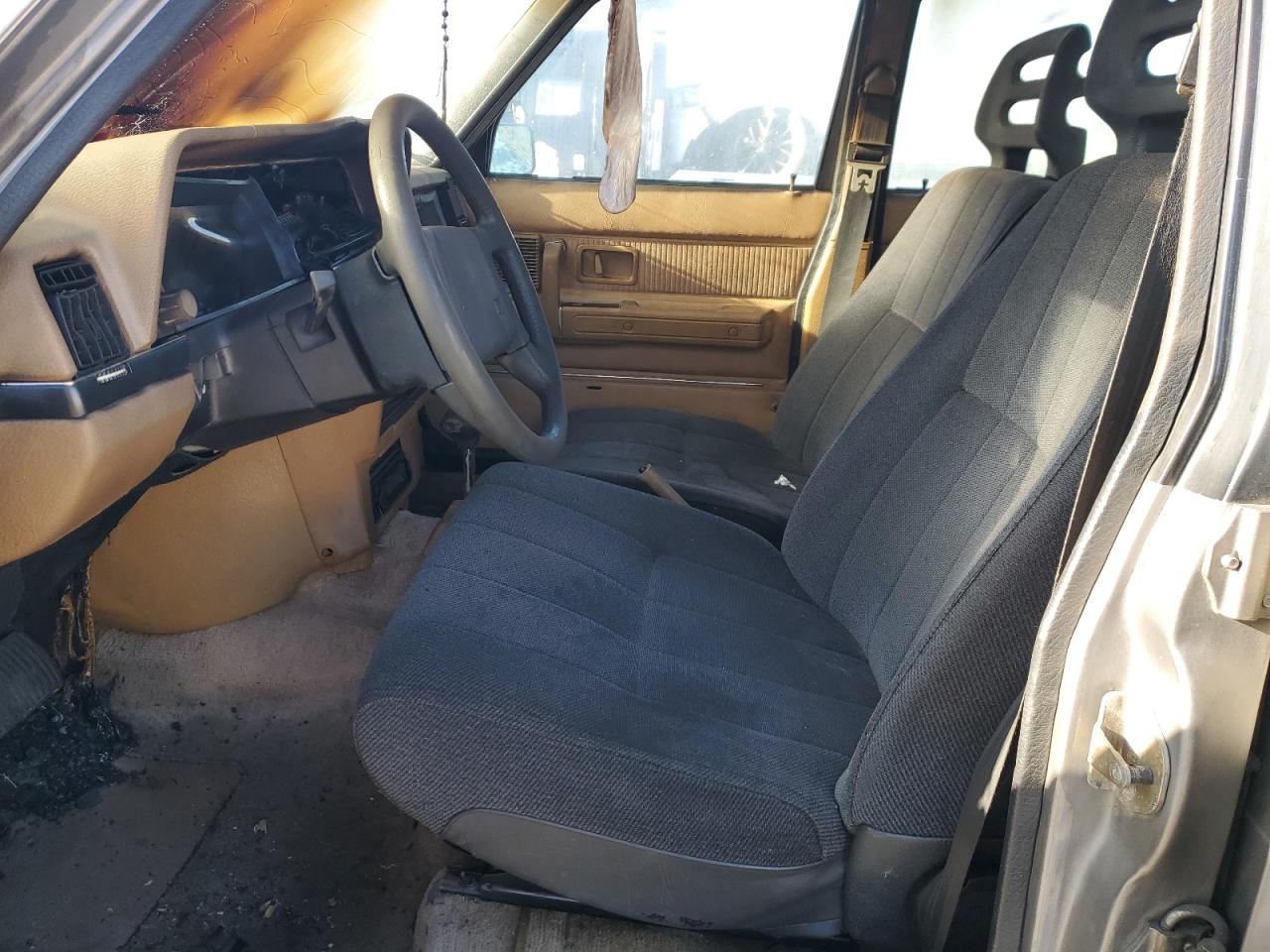 1985 Volvo 240 Series VIN YV1AX884XF1101503 Copart auction photo, burn - engine / burn - interior damage thumbnail 7