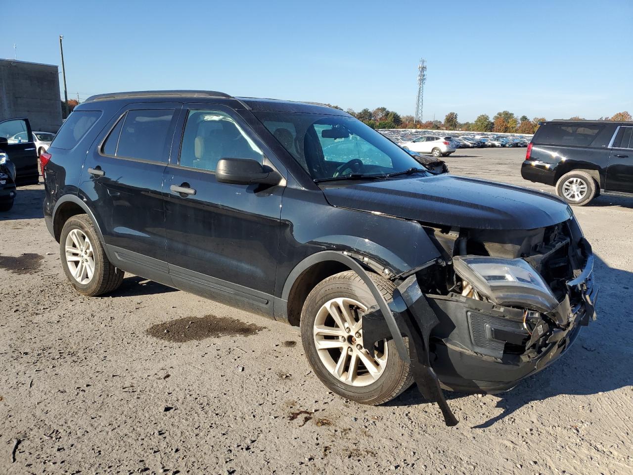 2017 Ford Explorer VIN 1FM5K8BH0HGD94440 Copart auction photo, front end / minor dent/scratches damage thumbnail 4